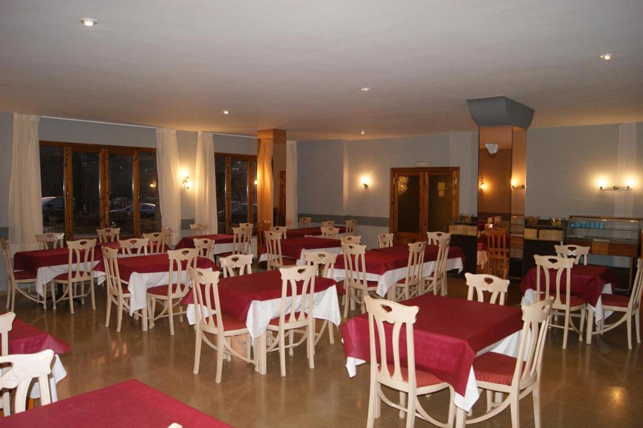 比赛特酒店 L'Aldosa de la Massana 外观 照片